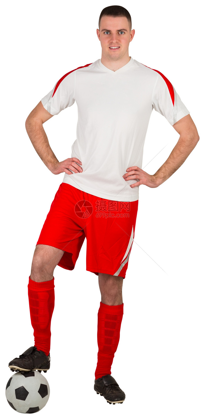 英俊的足球运动员在看摄影机男人活动白色红色男性运动服播放器齿轮运动图片