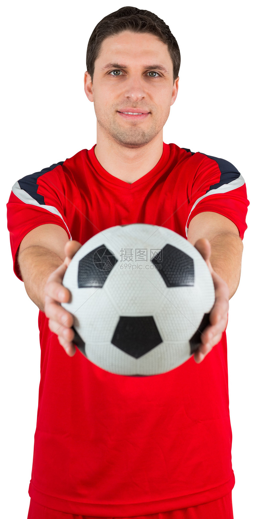 英俊的足球运动员在看摄影机运动服快乐男性播放器齿轮活动微笑红色运动男人图片