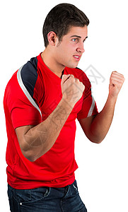红欢呼的足球球迷兴奋观众微笑运动快乐男人欣快感男性欢呼世界红色背景图片
