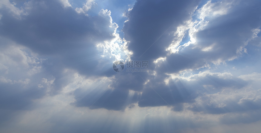 天空和云云多云天气阳光天堂环境风景蓝色白色气候臭氧图片