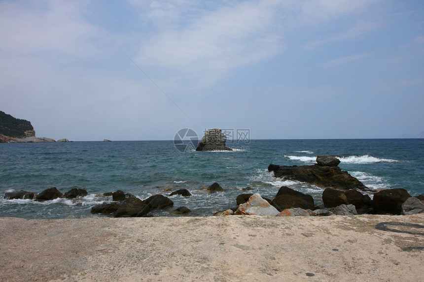 海岸蓝色海景旅游地平线假期天空鸟群悬崖鸟类图片