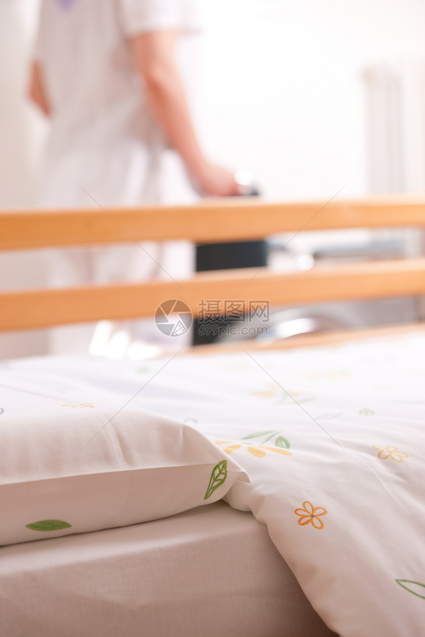 护理之家亚麻养老院服务护士帮助酒店卧室床单休息室诊所图片