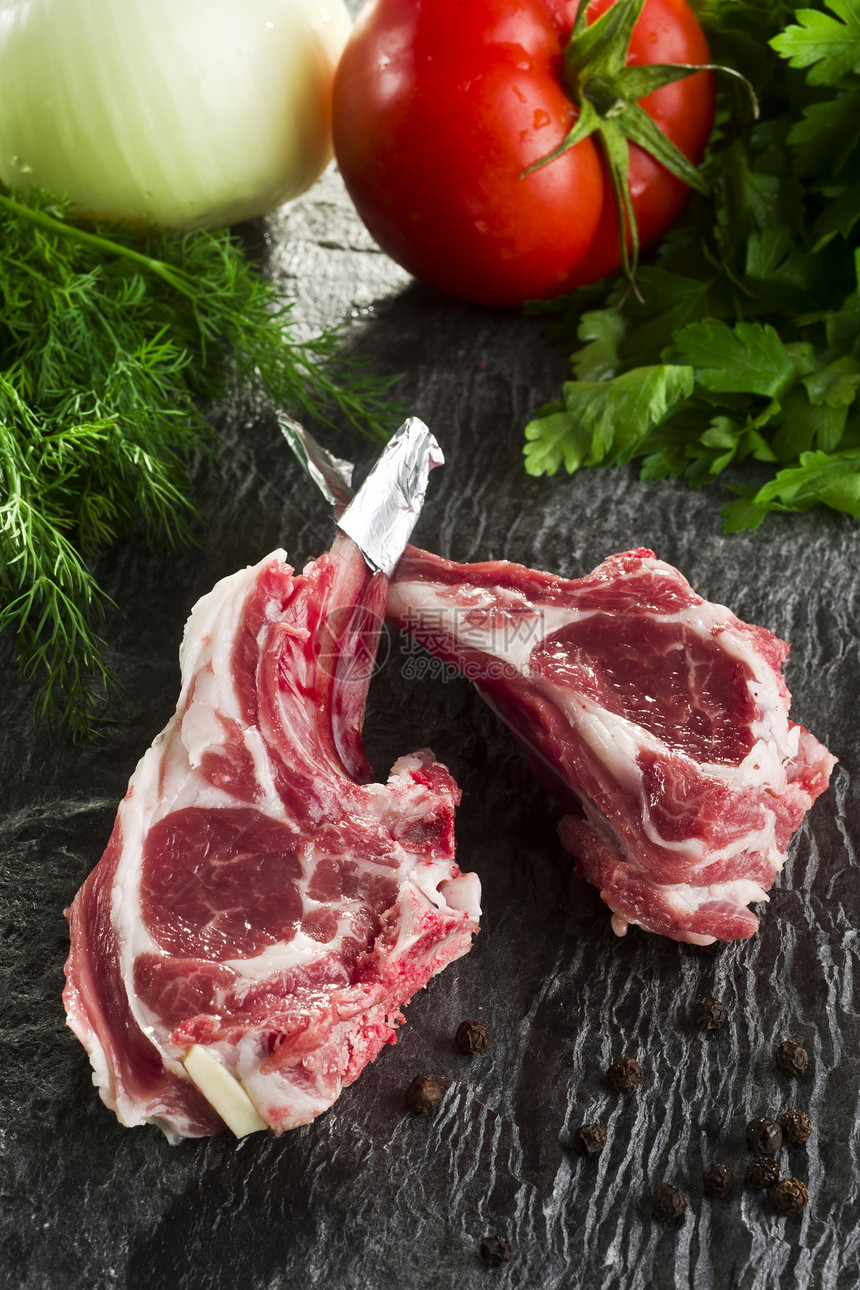 肉羊腿红色羊排炖肉猪排香肠肉块食物白色猪肉图片