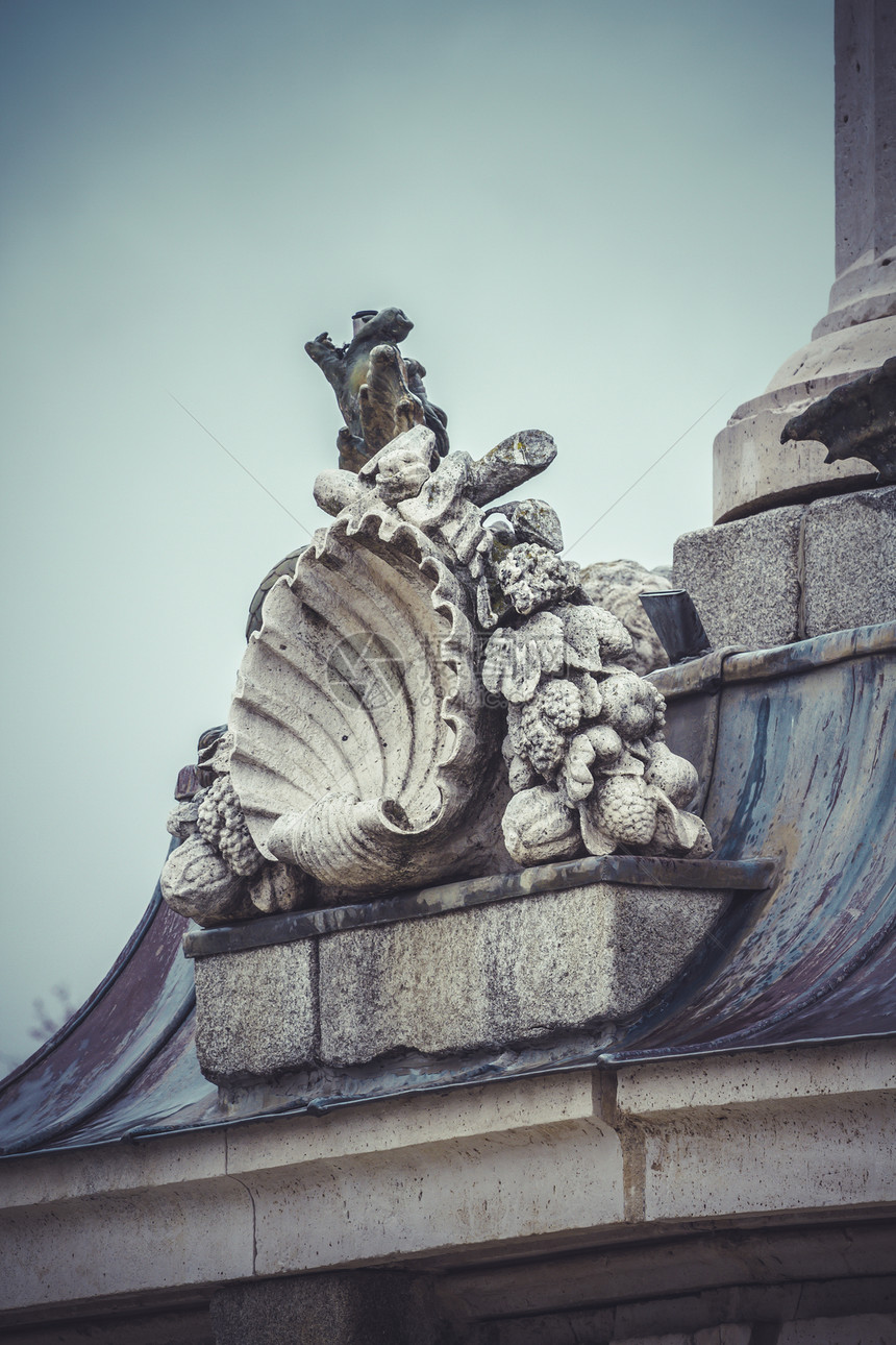 西班牙马德里阿兰朱兹宫的动物泉源 西班牙马德里花朵城市历史遗产建筑学柱子城堡旅游公园文化图片