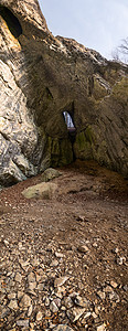 摩拉维亚之路公牛岩洞地球入口旅游石头旅行蓝色国家天空地质学遗产背景