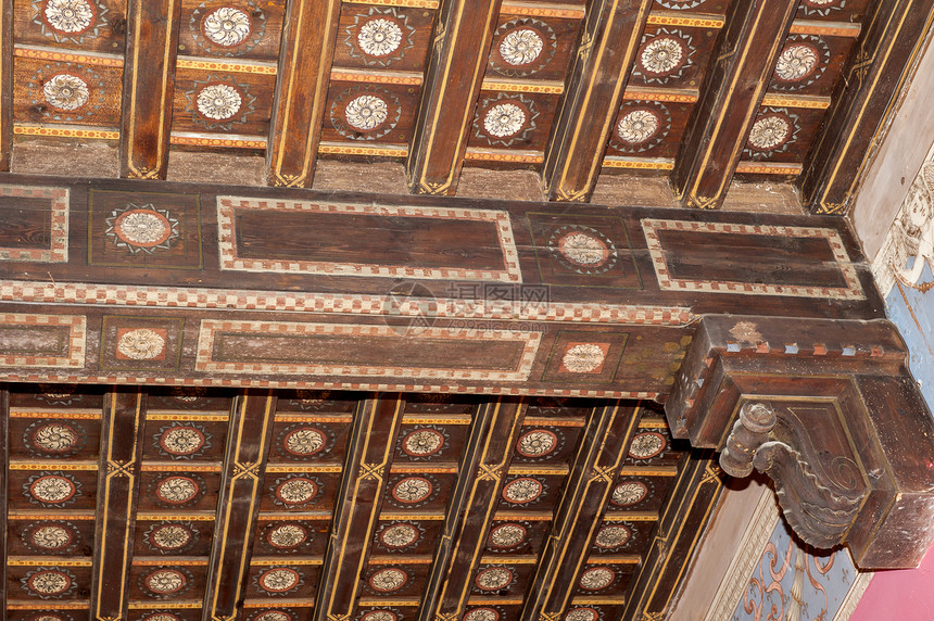 内部特别的 Tercei 城堡房子建筑学旅行楼梯石头金属古董旅游建筑螺旋图片