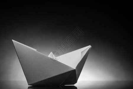 折纸船自由乐趣旅行白色玩具折叠血管航行折纸工作室背景图片