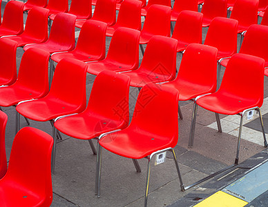 红椅子娱乐会议会议室家具音乐会办公座位背景图片