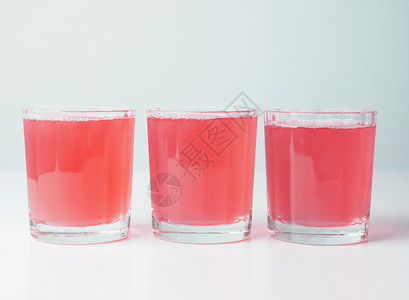 粉红葡萄果汁眼镜早餐天堂酒吧西柚汁玻璃葡萄柚酒店红色水果背景图片