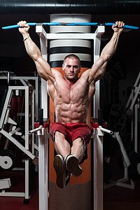肌肉发达的男人运动与健身低调高清图片