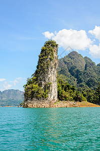 石头湖蓝色美丽的岛屿景点旅行水库岩石顶峰蓝色旅游石头热带石灰石背景