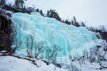 蓝色水晶冰瀑布挪威冻结的瀑布溪流水晶气候旅行悬崖墙纸仙境蓝色高山中音背景
