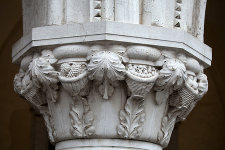 威尼斯  杜卡尔宫各纵列首府的独有美景雕塑总督宽慰工作水果艺术拱廊公爵广场建筑学背景图片
