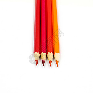 白色背景的彩色铅笔木头红色蓝色教育团体蜡笔绿色背景图片