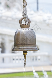 尼泊尔钟泰国佛教寺庙的青铜铃背景