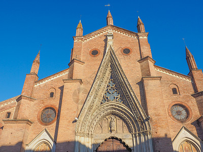 意大利齐埃里大教堂教会建筑学地标大教堂高清图片