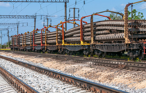 配备修理时特别履带设备的培训铁路运输速度旅行力量运动毛虫维修火车平台背景图片