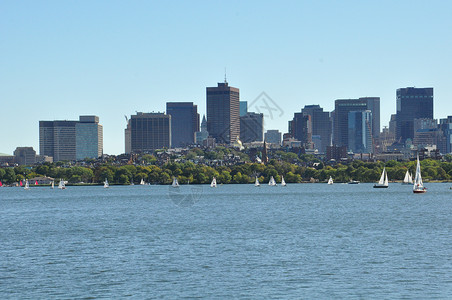 波士顿港蓝色景观反思港口场景旅游城市帆船天空天际高清图片