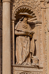 西班牙建筑圣格雷戈里乌斯雕塑的详情背景图片