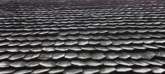 旧木板屋顶房子水平正方形材料木材灰色风化建筑矩形木头背景图片