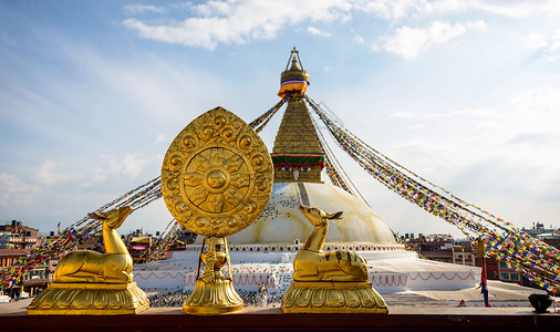 加德满都的旗帜建筑精神菩萨世界旅游文化宗教雕像旅行背景图片
