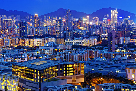 香港城市之夜寺庙游客贸易场景夜市城市男人商业市中心旅行背景图片