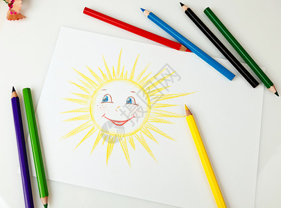 儿童绘画幼儿园幸福乐趣艺术蜡笔白色插图草图婴儿创造力背景图片