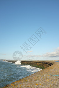 圣头断水天空环境航海蓝色波浪建筑学灯塔海岸高清图片