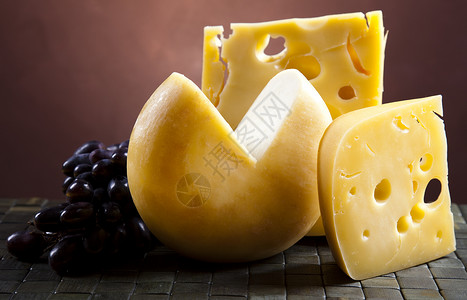 奶酪死活 饱和的乡村主题木板厨房牛奶水果木头美食生活熟食小吃模具背景图片