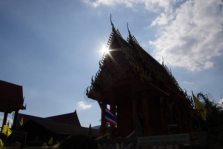 寺庙大厦的影子背景图片