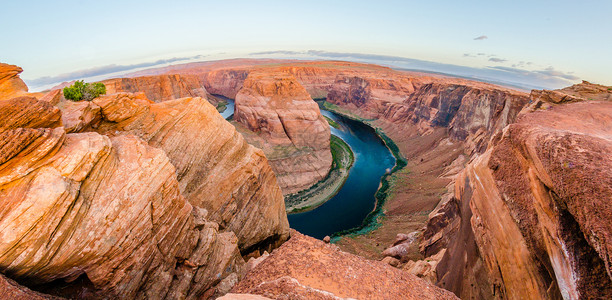 金口河大峡谷亚利桑那州佩奇附近的马蹄班德悬崖地质学蓝色沙漠峡谷观光雕刻旅行全景砂岩背景