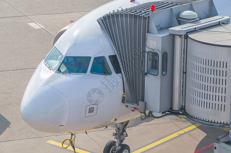 机场门客机在门前摄影旅行翅膀技术跑道跨度交通工具飞行飞机机场背景