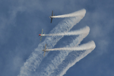 Flyshow 飞行花销面具飞宝石高清图片