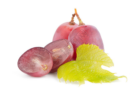 一堆红葡萄食物水果健康饮食水滴生活白色背景图片