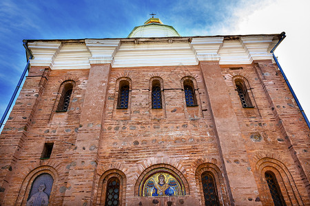 古老的圣迈克尔·莫萨伊克·米哈约洛夫斯基教堂高清图片
