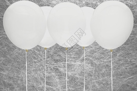 白党气球派对用品灰色氦气水晶装饰背景庆典白色水平背景图片
