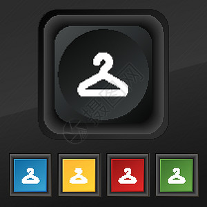 挂载图标符号 用于设计设计的黑纹理上五个彩色 时髦的按钮集 矢量背景图片