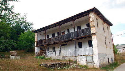 旧的马西多尼亚村舍村庄国家阳台风景农村明信片爬坡旅行房子地区背景图片