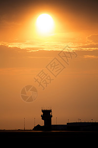 日落橙色硅天空风景日出基地太阳陆军飞机场剪影背景图片