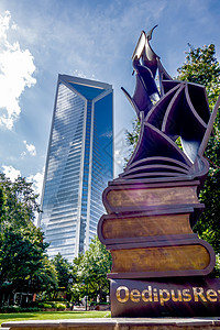 天线和白天街头场景餐厅图书地标数控建筑物城市大学博物馆教育晴天背景图片