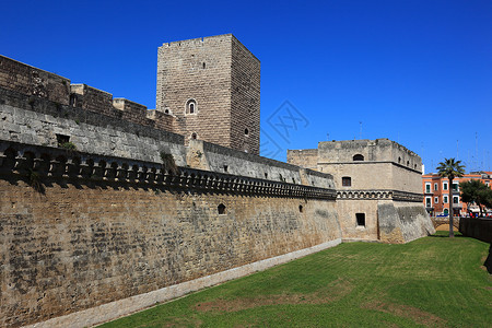 巴里 卡斯特罗·斯韦沃城堡 意大利阿普利亚高清图片