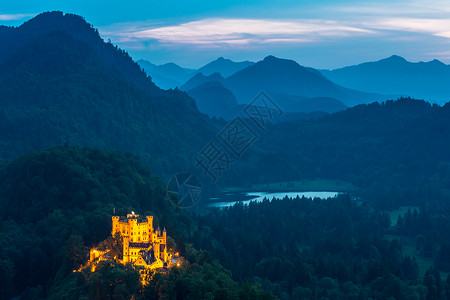 德国天鹅堡德国弗森巴伐利亚霍亨施万高城堡建筑学地标旅游天线吸引力城堡日落背景