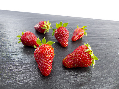 石灰草莓背景图片
