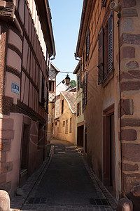 里博维莱在阿尔萨斯的屋顶上假期建筑学旅行房子旅游酒路背景