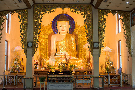 缅甸拉布塔的佛像高清图片