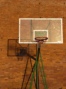 篮球计分板篮球后板和环篮子阴影场景团队校园学校砖墙篮球框城市运动背景