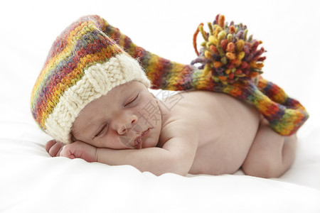 睡觉的新生儿婴儿孩子男生儿子场景白色睡眠宝贝家庭眼睛柔软度背景图片
