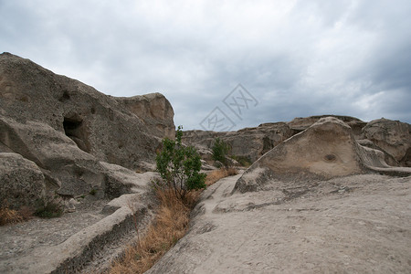 乌利斯基克古城假期旅游游客教会旅行洞穴废墟背景