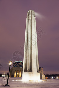 堪萨斯城堪萨斯市自由纪念会风光建筑方尖碑日落景观城市天空结构纪念馆都市背景