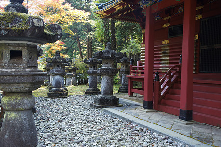 德川幕府的陵墓旅行日光假期神道旅游寺庙游客背景图片